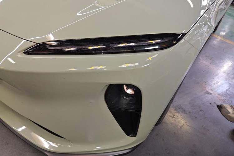 Used Nio ET5T 2023 75 kWh Touring Left Front Headlight