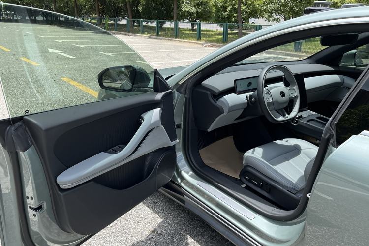 Used Nio ET5T 2023 75 kWh Touring Left Front Seat