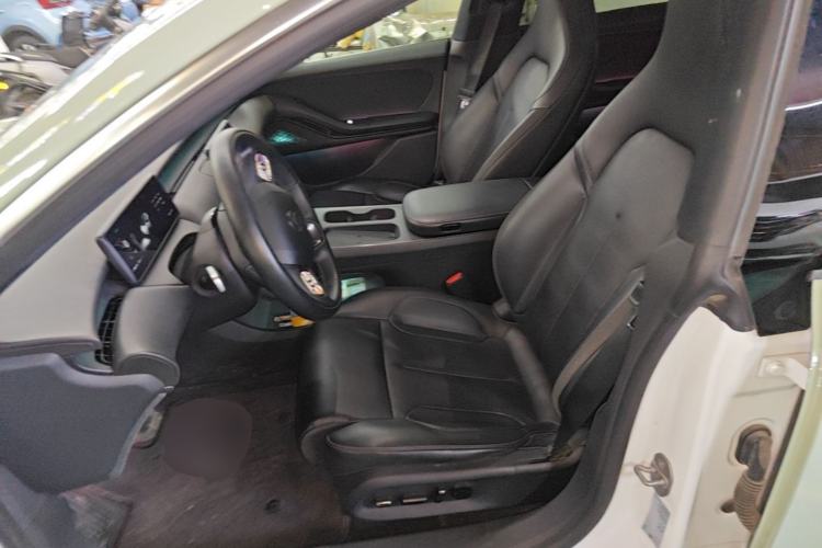 Used Nio ET5T 2023 75 kWh Touring Left Front Seat
