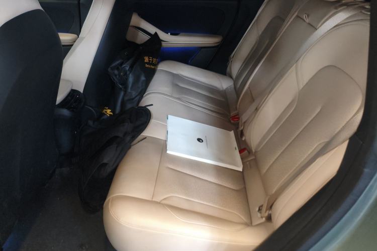 Used Nio ET5T 2023 75 kWh Touring Left Rear Seat