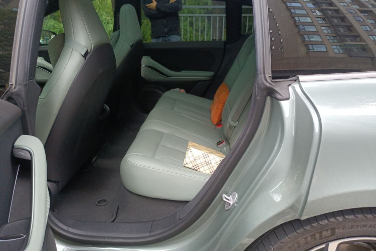 Used Nio ET5T 2023 75 kWh Touring Left Rear Seat
