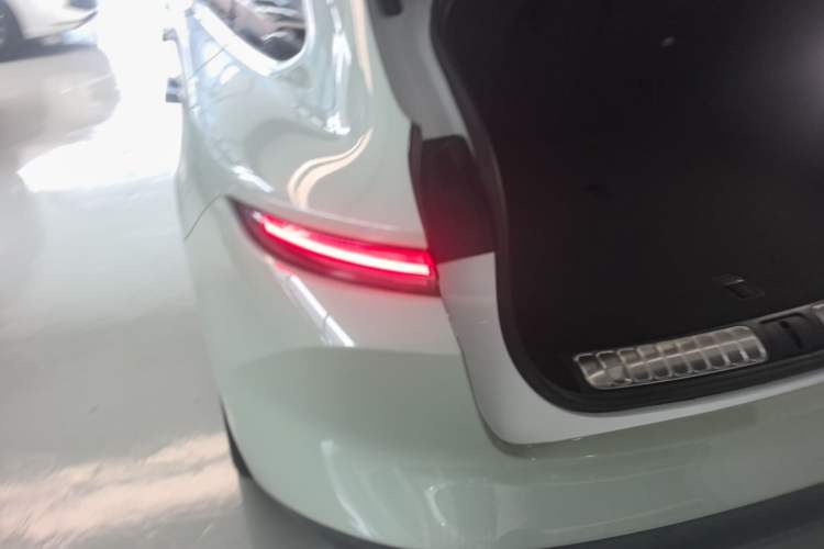 Used Nio ET5T 2023 75 kWh Touring Rear Left 45 Deg
