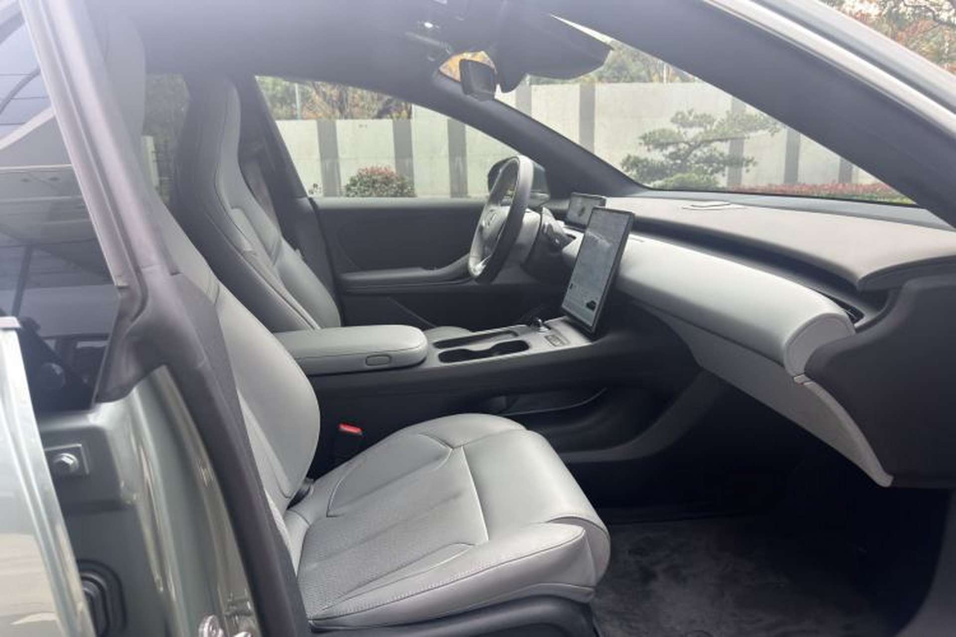 Used Nio ET5T 2023 75 kWh Touring Right Front Seat