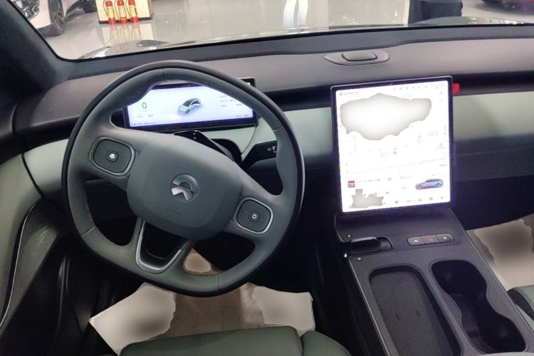 Used Nio ET5T 2023 75 kWh Touring Steering Wheel