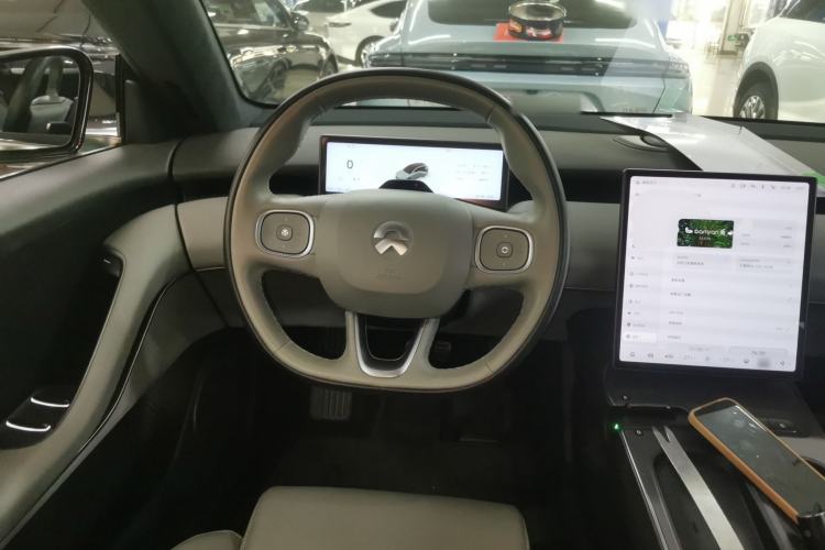 Used Nio ET5T 2023 75 kWh Touring Steering Wheel