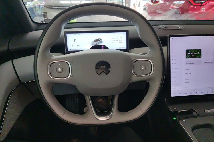 Used Nio ET5T 2023 75 kWh Touring Steering Wheel