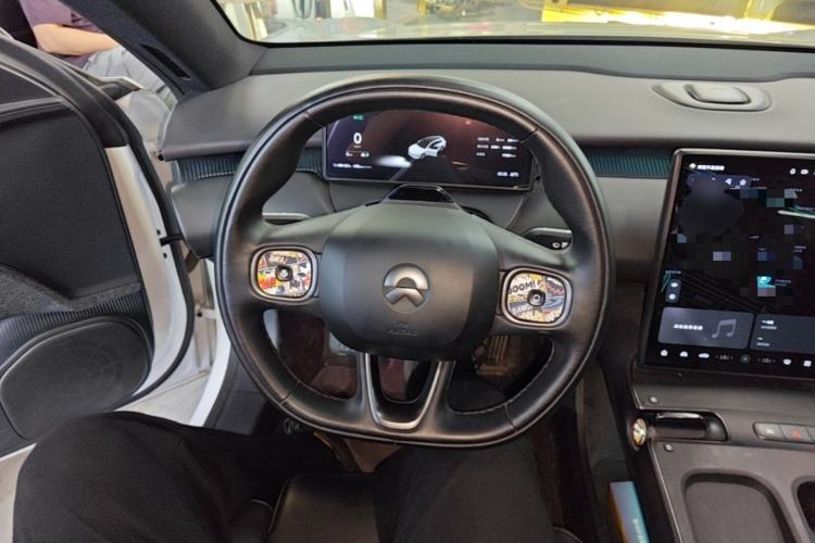 Used Nio ET5T 2023 75 kWh Touring Steering Wheel