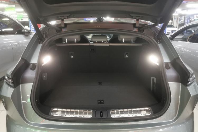 Used Nio ET5T 2023 75 kWh Touring Trunk
