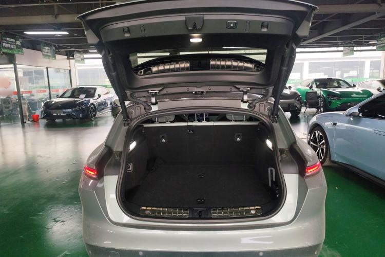Used Nio ET5T 2023 75 kWh Touring Trunk