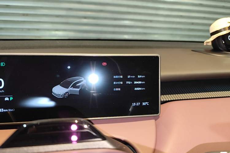 Used Nio ET5T 2023 75 kWh Touring Instrument Cluster