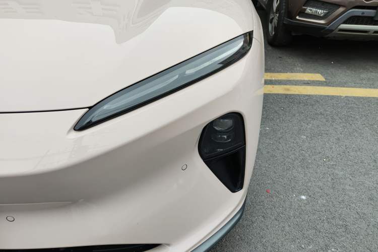 Used Nio ET5T 2023 75 kWh Touring Left Front Headlight