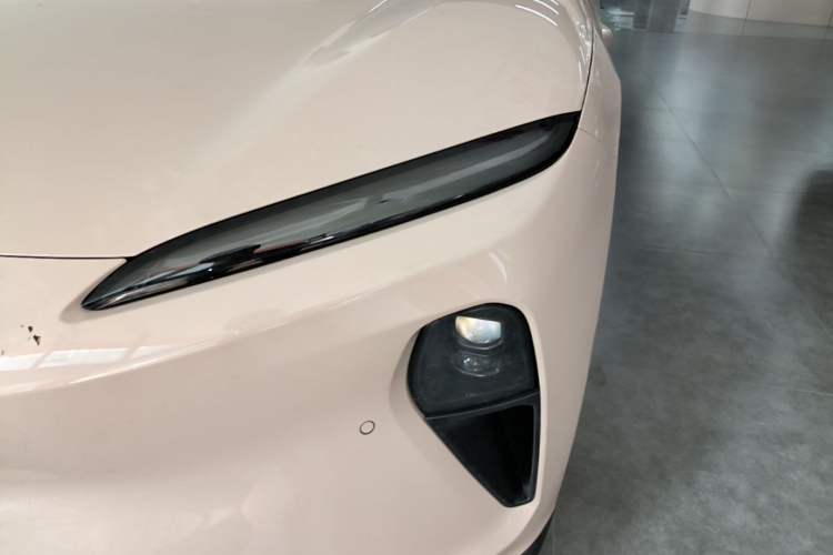Used Nio ET5T 2023 75 kWh Touring Left Front Headlight
