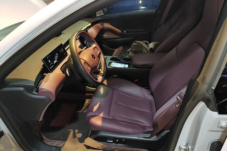 Used Nio ET5T 2023 75 kWh Touring Left Front Seat