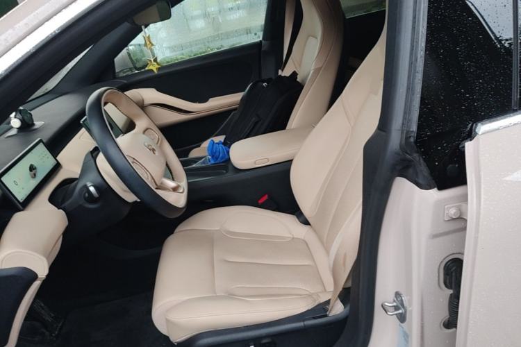 Used Nio ET5T 2023 75 kWh Touring Left Front Seat