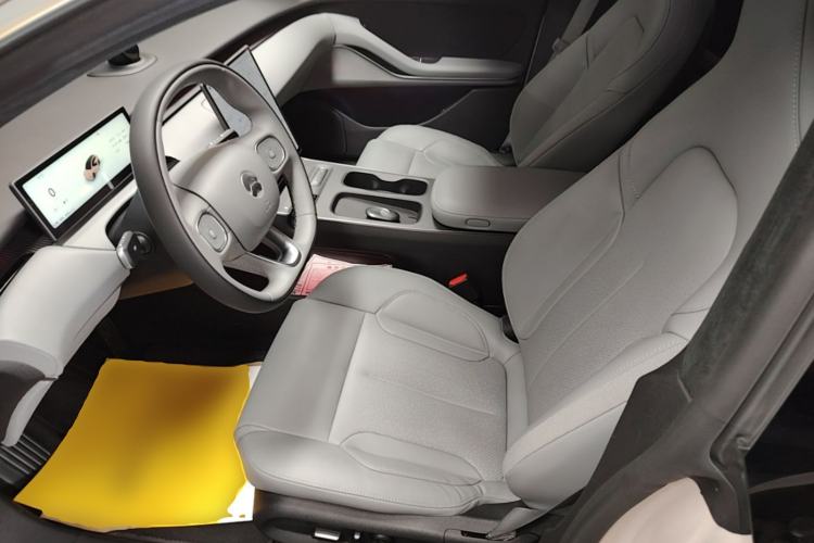 Used Nio ET5T 2023 75 kWh Touring Left Front Seat