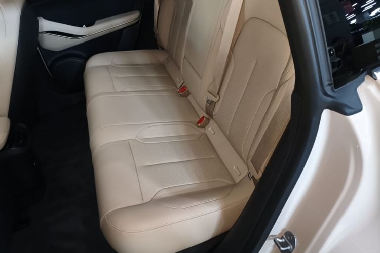 Used Nio ET5T 2023 75 kWh Touring Left Rear Seat