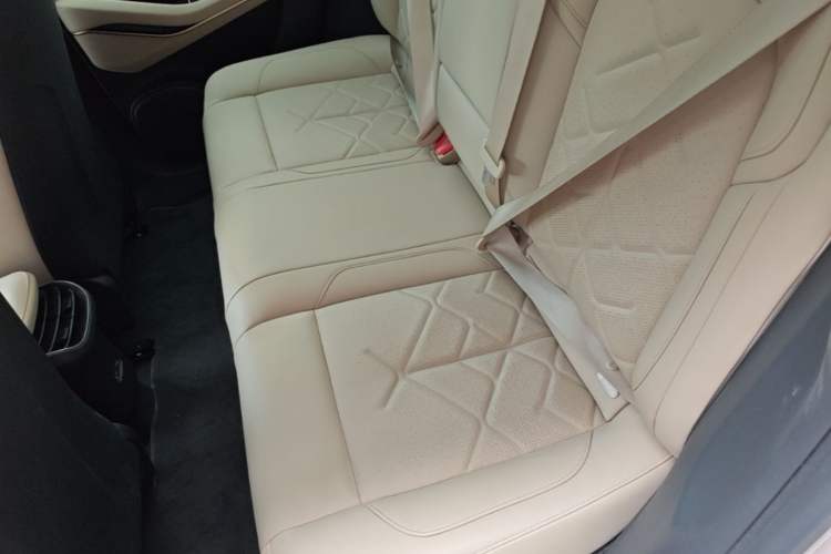 Used Nio ET5T 2023 100kWh Touring Left Rear Seat