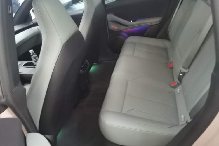Used Nio ET5T 2023 75 kWh Touring Left Rear Seat