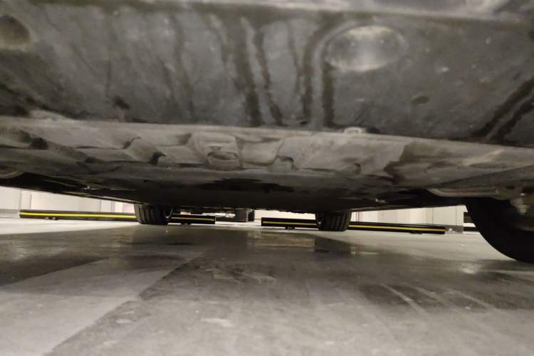 Used Nio ET5T 2023 75 kWh Touring Chassis Front