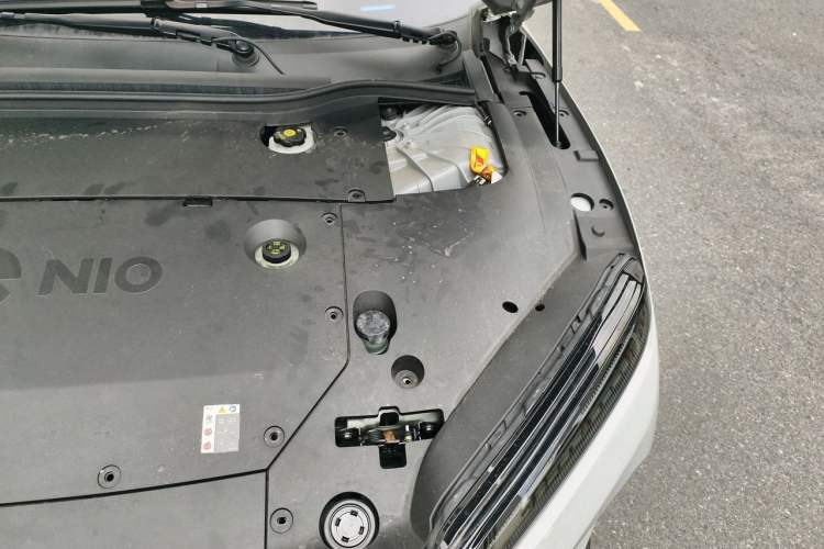 Used Nio ET5T 2023 75 kWh Touring Engine Bay Left