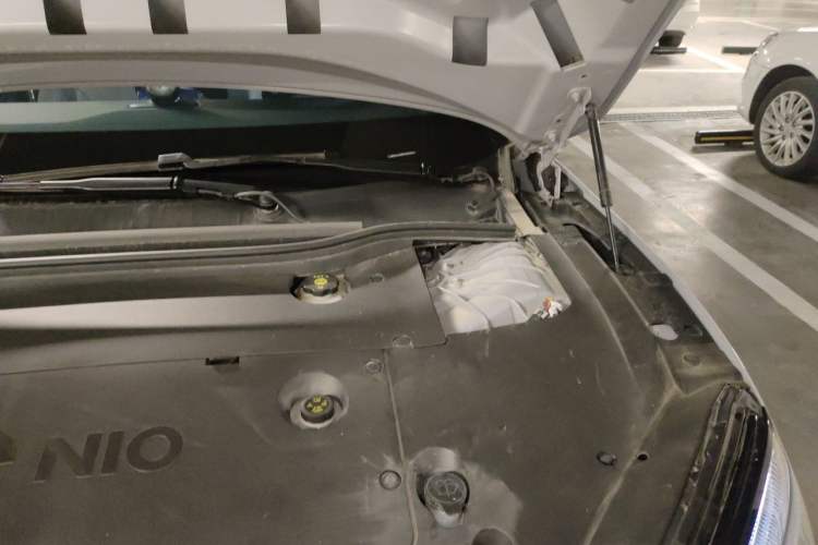 Used Nio ET5T 2023 75 kWh Touring Engine Bay Left