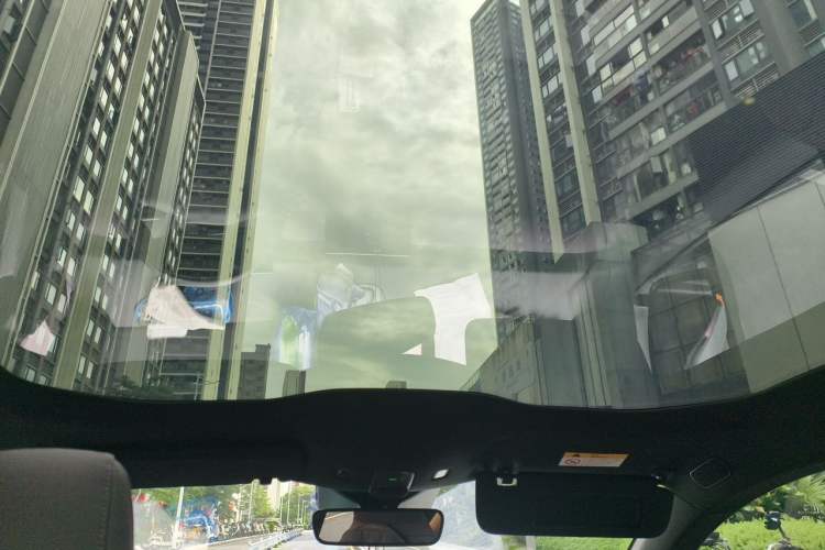 Used Nio ET5T 2023 75 kWh Touring Headliner