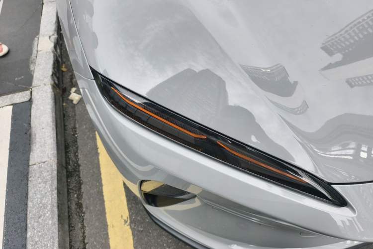 Used Nio ET5T 2023 75 kWh Touring Right Front Headlight