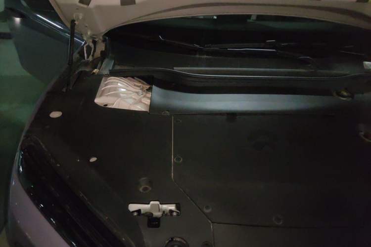 Used Nio ET5T 2023 75 kWh Touring Engine Bay Right