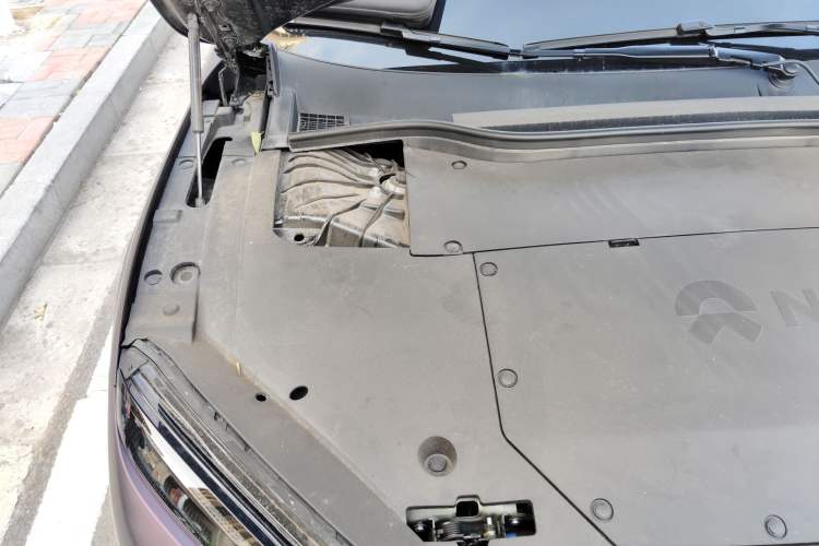 Used Nio ET5T 2023 75 kWh Touring Engine Bay Right