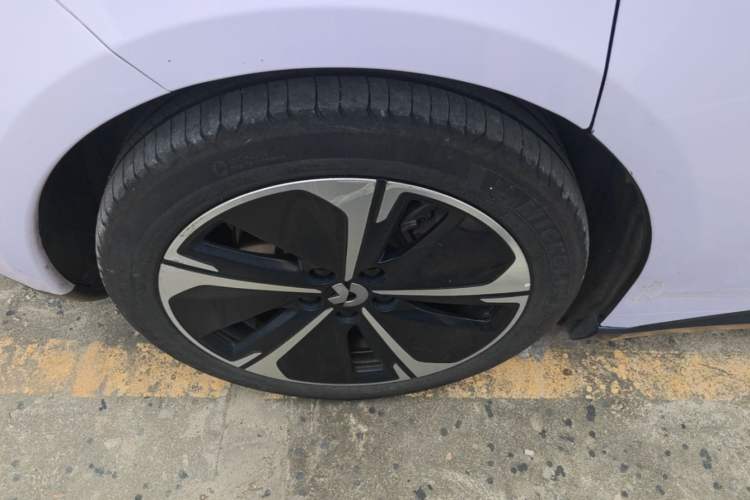 Used Nio ET5T 2023 75 kWh Touring Exterior 5