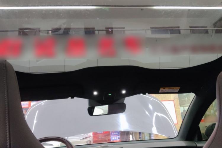 Used Nio ET5T 2023 75 kWh Touring Headliner