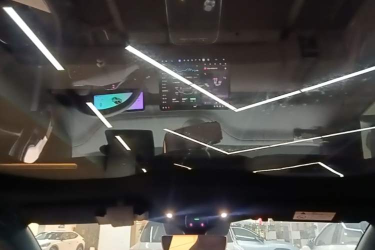 Used Nio ET5T 2023 75 kWh Touring Headliner