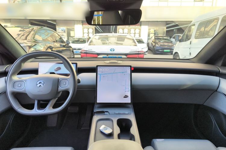 Used Nio ET5T 2023 75 kWh Touring Interior 2