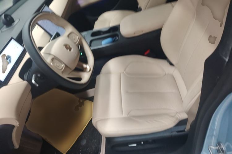 Used Nio ET5T 2023 75 kWh Touring Left Front Seat