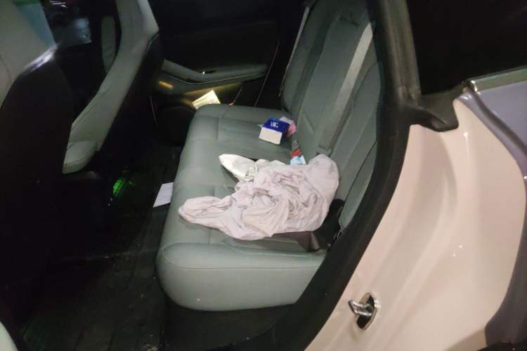 Used Nio ET5T 2023 75 kWh Touring Left Rear Seat