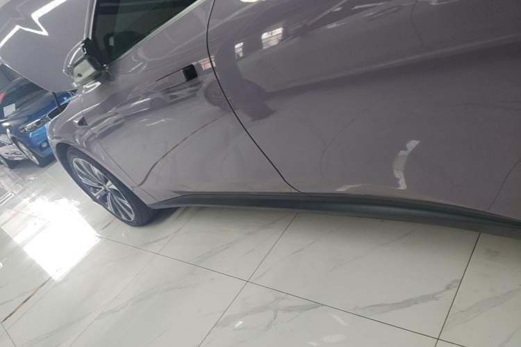 Used Nio ET5T 2023 75 kWh Touring Left Side Sill