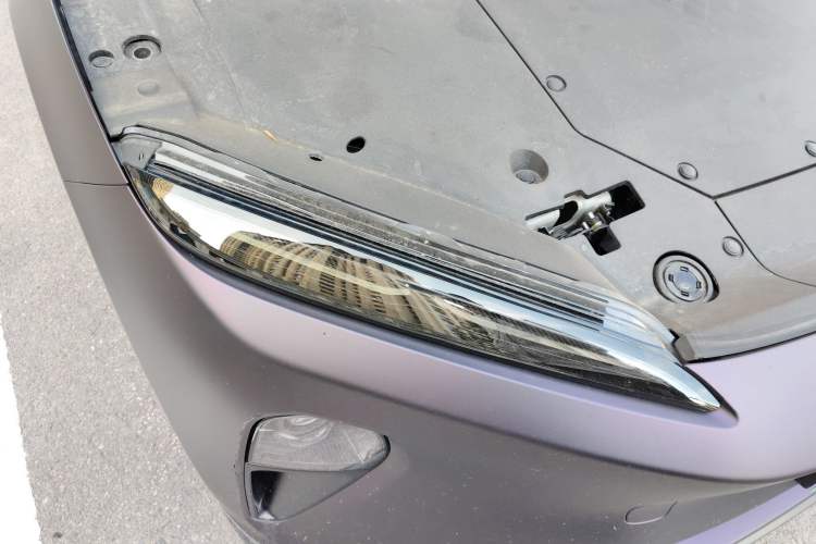 Used Nio ET5T 2023 75 kWh Touring Right Front Headlight