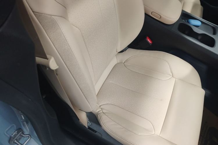 Used Nio ET5T 2023 75 kWh Touring Right Front Seat