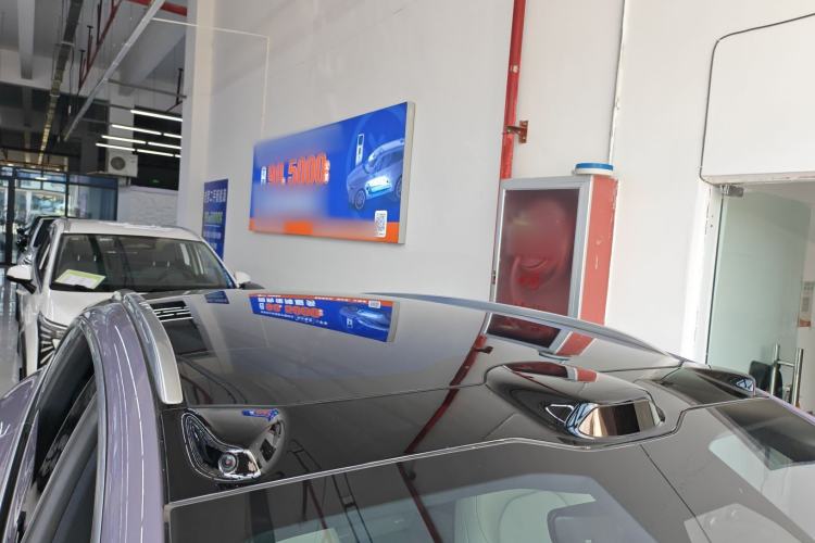 Used Nio ET5T 2023 75 kWh Touring Roof