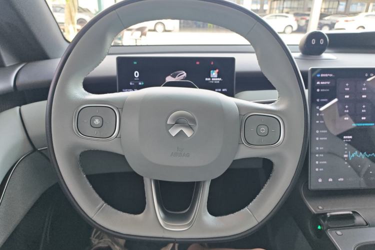 Used Nio ET5T 2023 75 kWh Touring Steering Wheel
