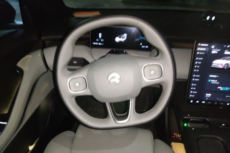 Used Nio ET5T 2023 75 kWh Touring Steering Wheel