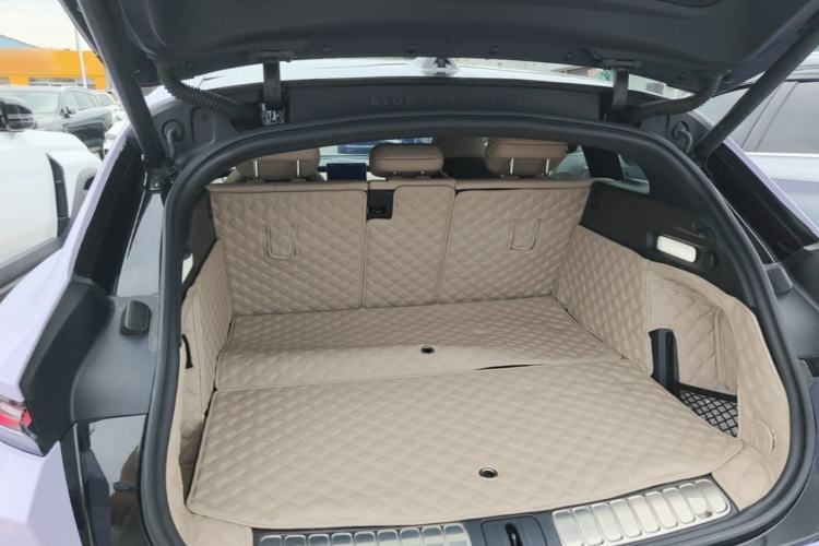 Used Nio ET5T 2023 75 kWh Touring Trunk