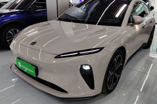 Used Nio ET5T 2023 75 kWh Touring