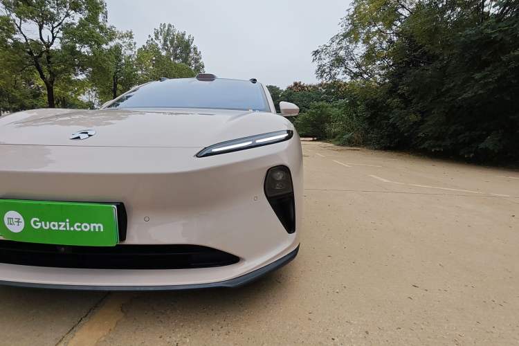 Used Nio ET5T 2023 75 kWh Touring Exterior 11