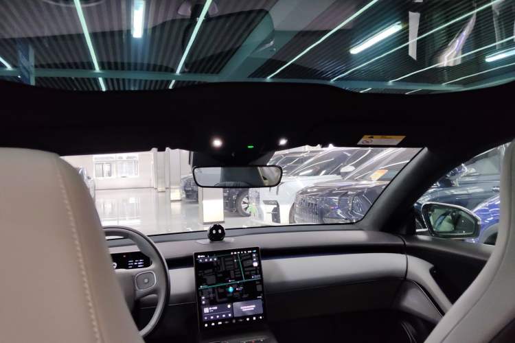 Used Nio ET5T 2023 75 kWh Touring Headliner