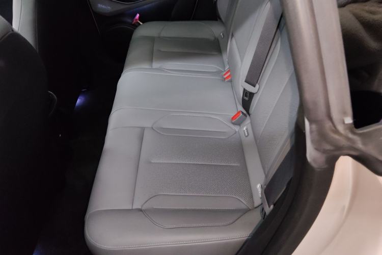 Used Nio ET5T 2023 75 kWh Touring Interior 4