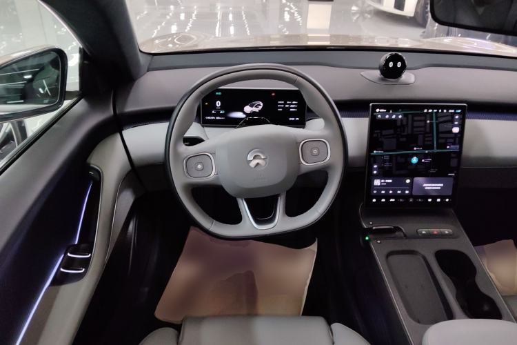Used Nio ET5T 2023 75 kWh Touring Steering Wheel