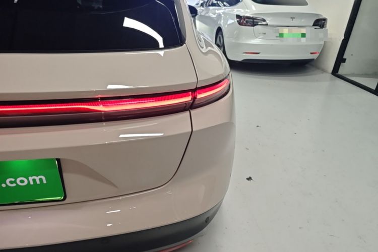Used Nio ET5T 2023 75 kWh Touring Right Rear Taillight