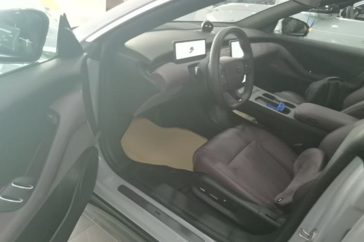 Used Nio ET5T 2023 75 kWh Touring Driver Seat