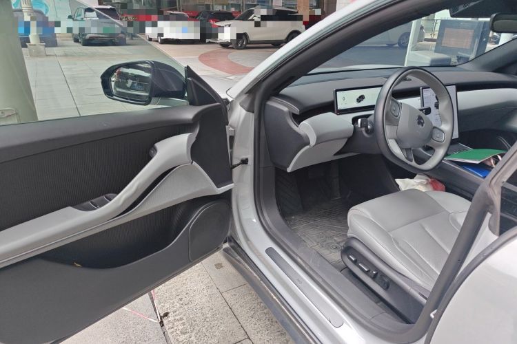 Used Nio ET5T 2023 75 kWh Touring Driver Seat